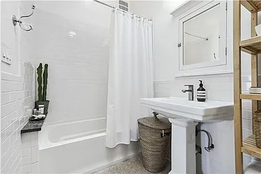 Rented by Avenue Sotheby's International Realty