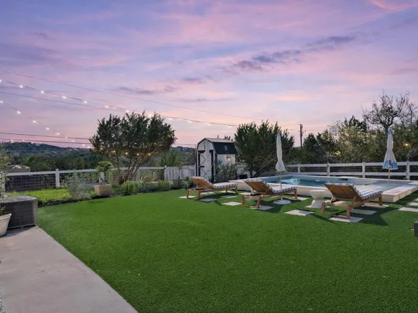 17600 Lake Shore Dr, Dripping Springs, TX 78620