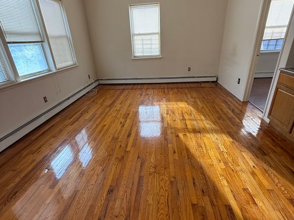289 E 201st St FLOOR 2