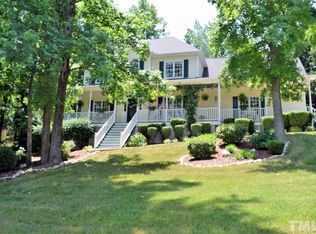 303 Neuse Ridge Dr, Clayton, NC 27527