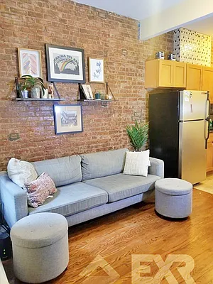 Rented by EXR | media 5