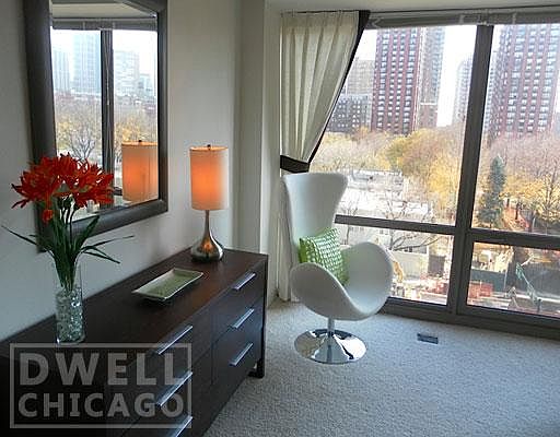 5th image of 670 S Clark St #S