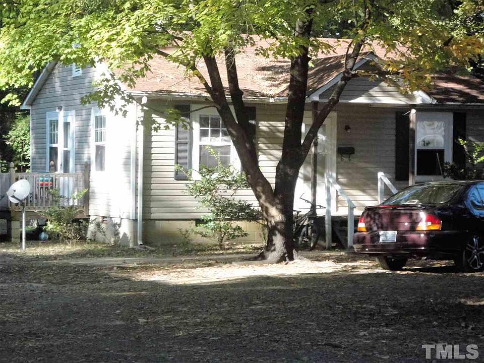 2nd image of 229 McIver St
