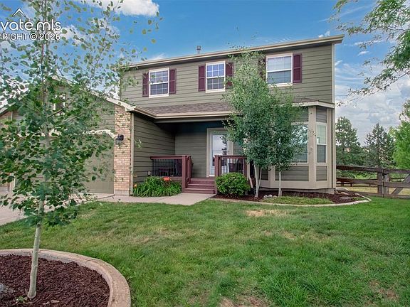 2nd image of 1136 Lawn Lake Trl