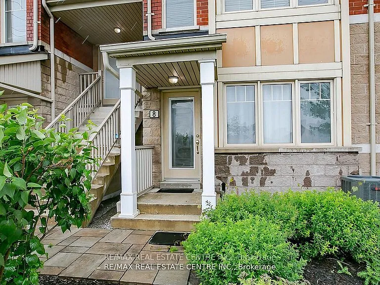 3985 Eglinton Ave W #8 — Photo 1