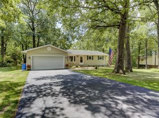 7957 Maccory Dr, Oreana, IL 62554
