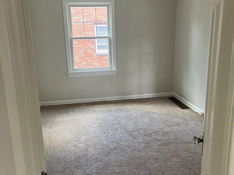 1031 Pennfield Rd — Photo 10