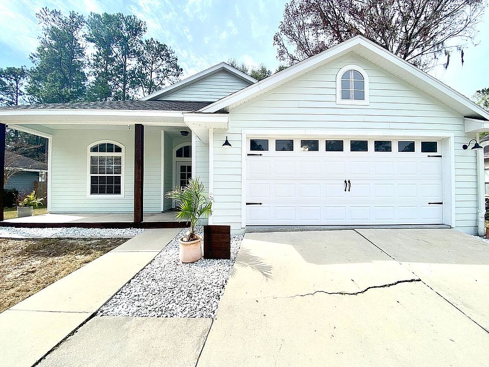 1st image of 6827 NW 105th Ave