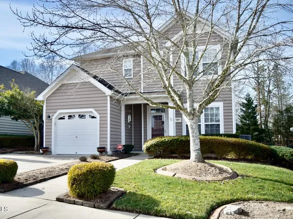 607 Long Melford Dr, Rolesville, NC 27571