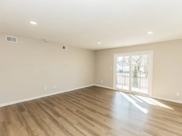 111 N Wisconsin Ave, Salina, KS 67401