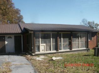 95 Center Dr, Beaver Dam, KY 42320