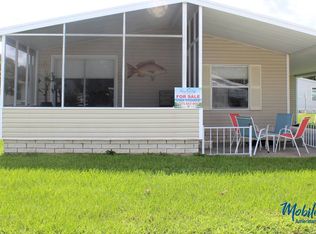 5952 Utopia Dr, Zephyrhills, FL 33540