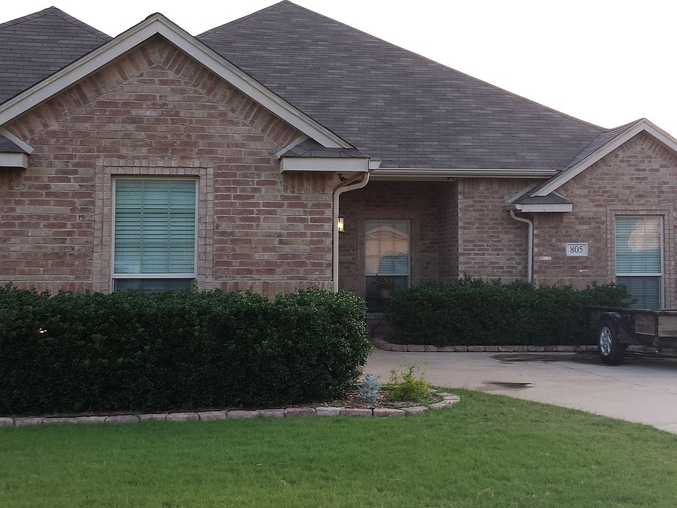 1st image of 805 Morgan Dr