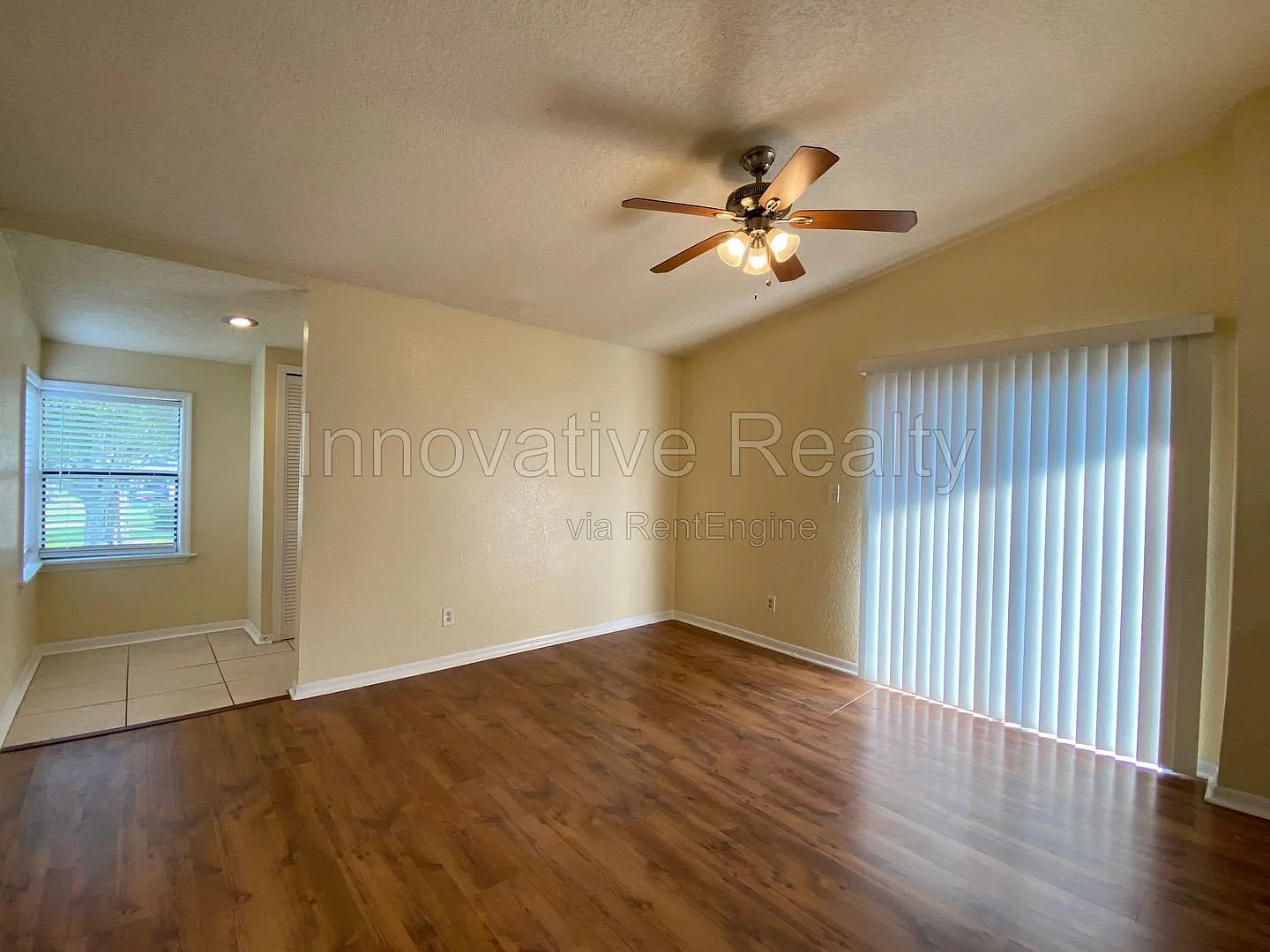 2924 Antique Oaks Cir — Photo 3