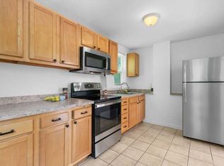 10 Clark Ave FLOOR 2, Taunton, MA 02780