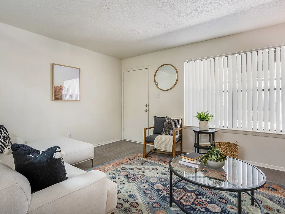Copper Hills apartments community photo