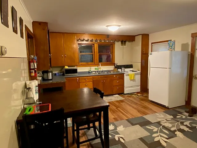 1 bed, $1,600 — Photo 3