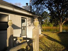 3rd image of 6 Fernmeadow Ln