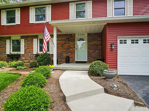 3rd image of 2544 Kewanna Ln