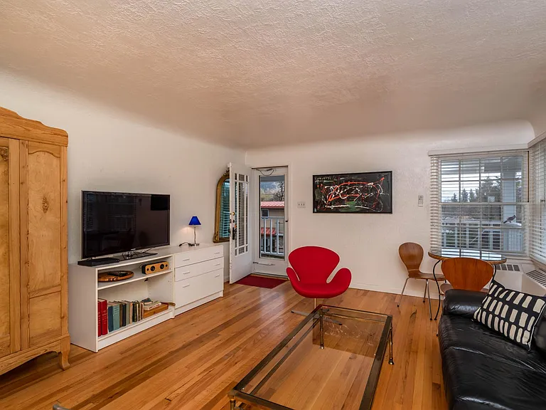 510 Hapgood St — Photo 15