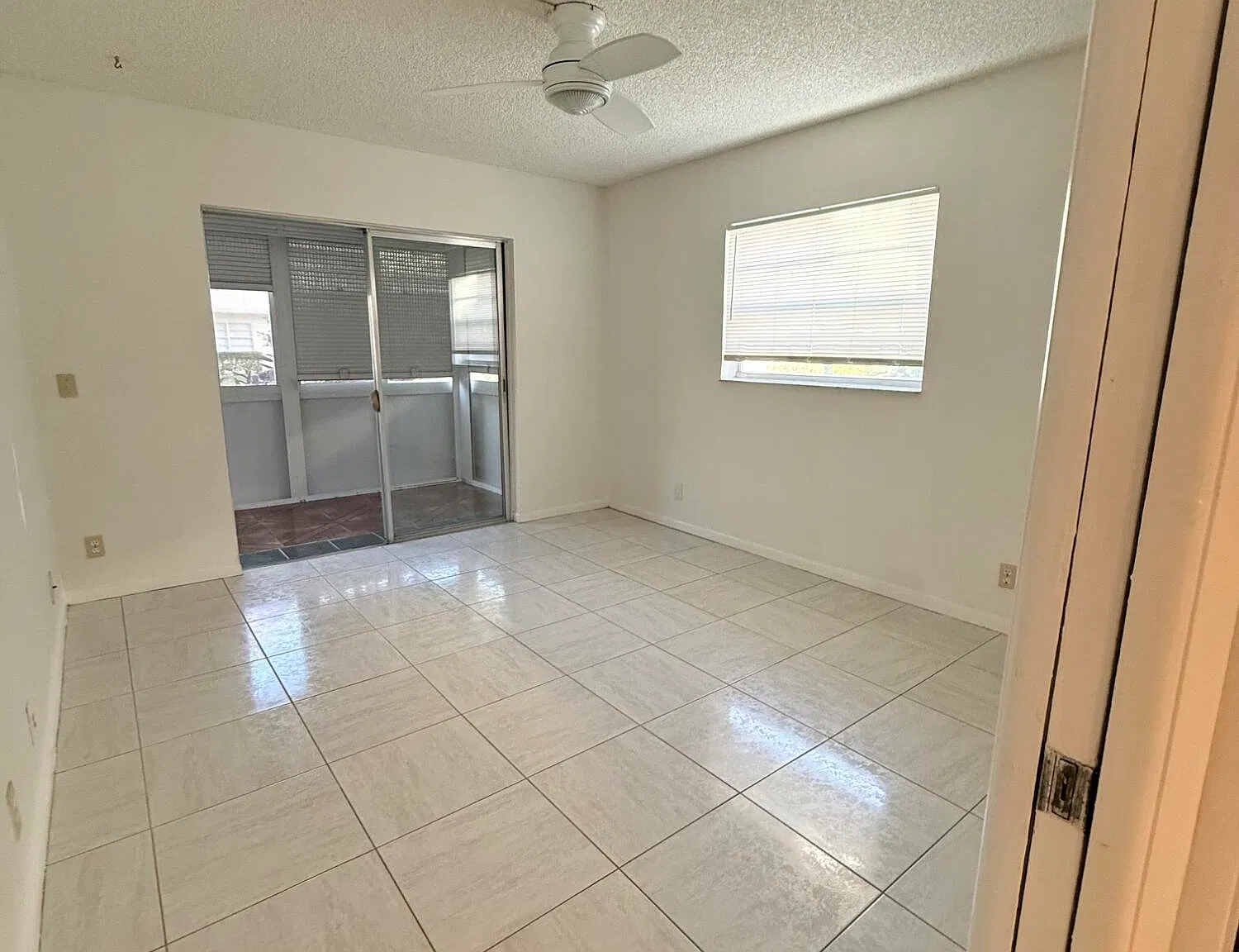 2 bed, 2.0 bath, 907 sqft, $1,850 — Photo 4