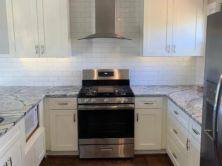7805 Ash St — Photo 3