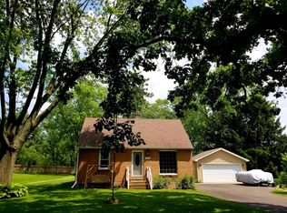 1025 Depot Rd, Gurnee, IL 60031