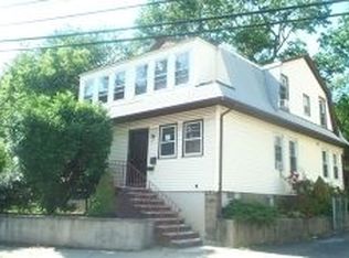 327 Wagaraw Rd, Hawthorne, NJ 07506