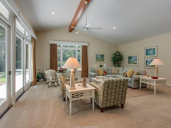 5th image of 267 Greenwood Dr