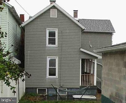 2nd image of 133 Strayer St