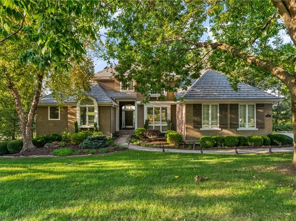 3608 W 153rd St, Leawood, KS 66224