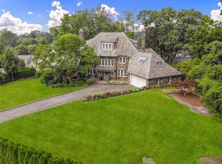 15 Greystone Rd, Larchmont, NY 10538
