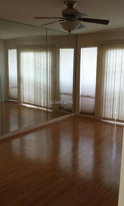 1st image of 745 Oakmont Ave Unit 1015
