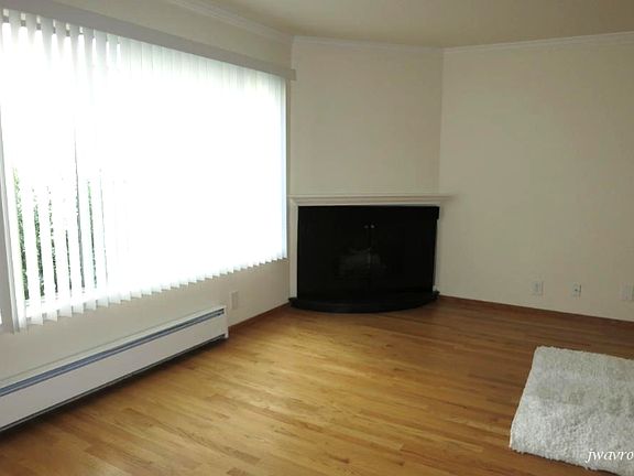 5th image of 2642 Van Ness Ave APT 204