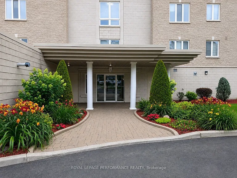 136 Edwards St #206 — Photo 2