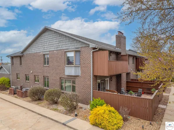 1621 W Broadway Blvd APT 15, Sedalia, MO 65301