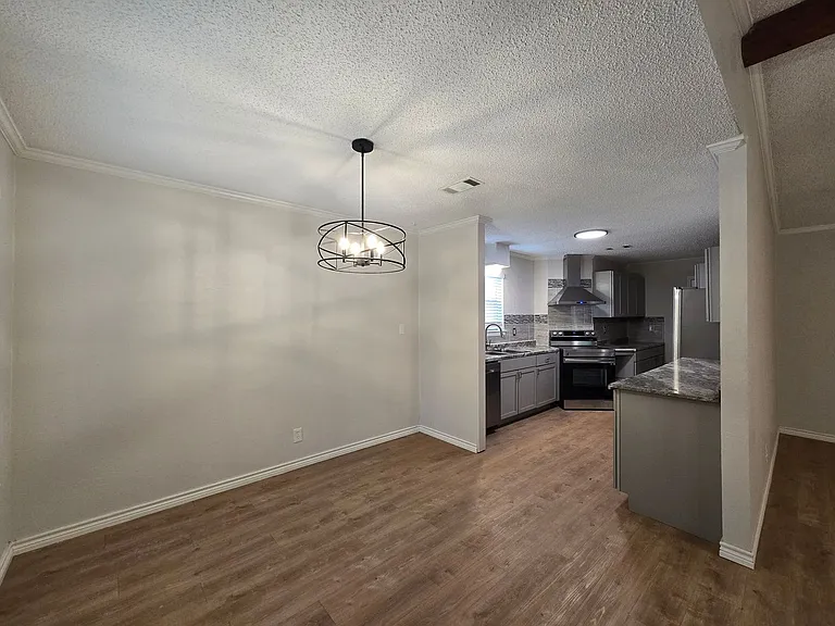 3005 Tallwood Dr — Photo 5