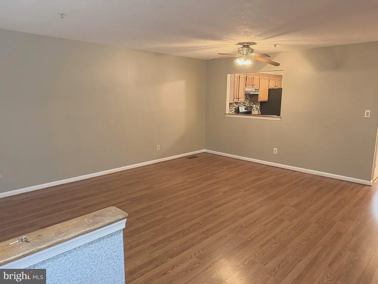 4 bed, 1590 sqft, $2,500 — Photo 4