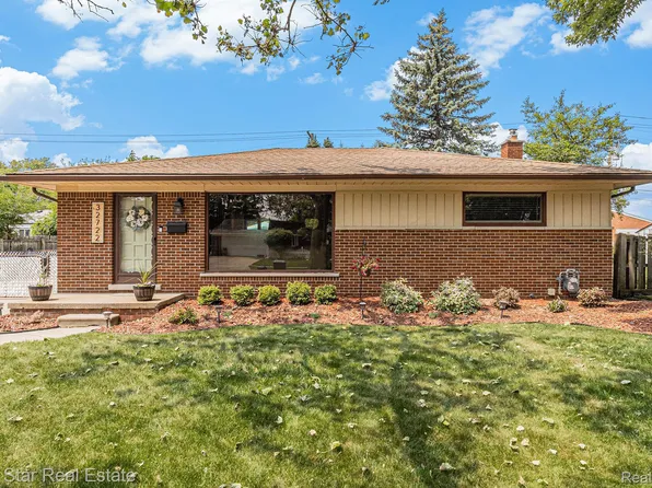 32722 Ohio St, Livonia, MI 48150