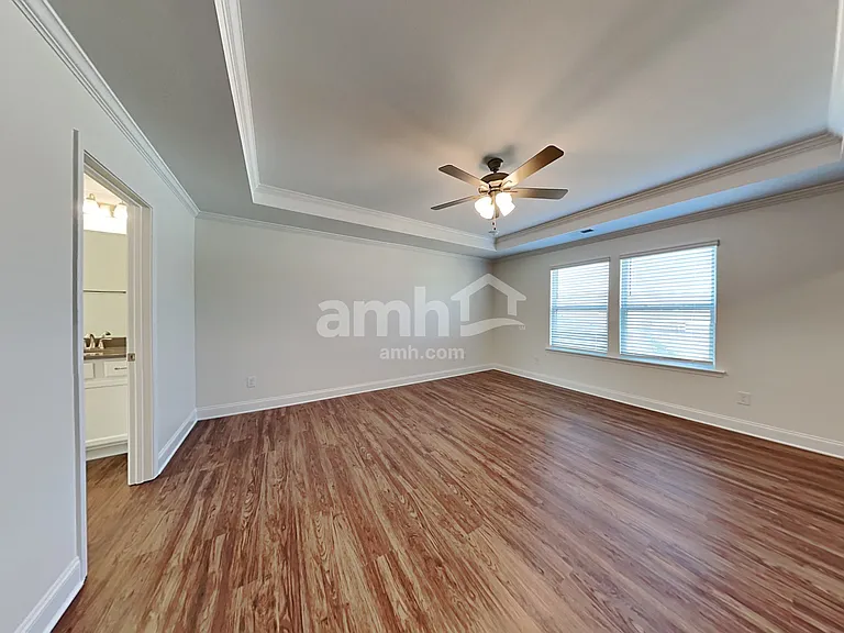 174 Larragan Dr — Photo 16