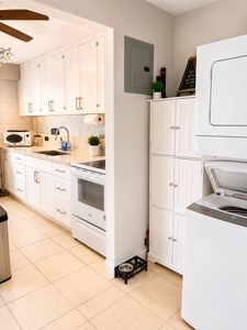 410 Nahua St APT 407, Honolulu, HI, 96815