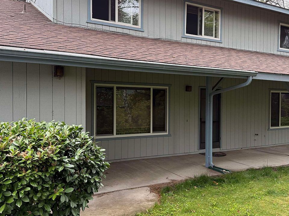 1st image of 816 A Caroline Ave