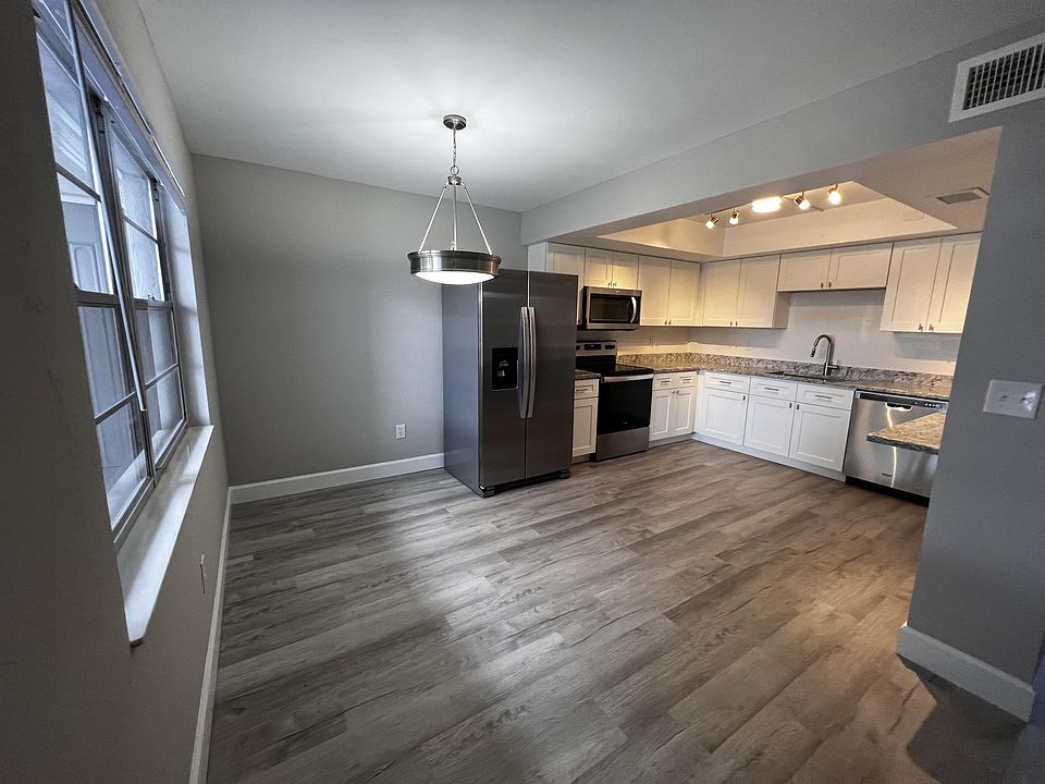 1st image of 1248 SE 7th St #104
