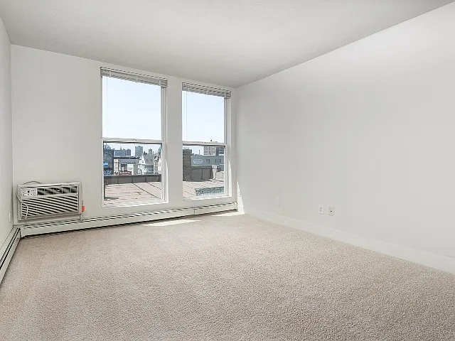 1 Bed / 1 Bath - Bedroom 1 Bed / 1 Bath - Bedroom
