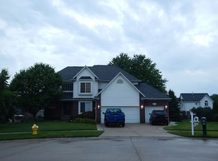 52643 W Hill Dr, Chesterfield, MI