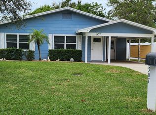 507 12th St NW, Largo, FL 33770
