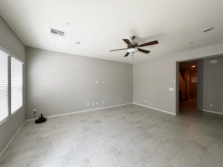 383 Canary Song Dr — Photo 2