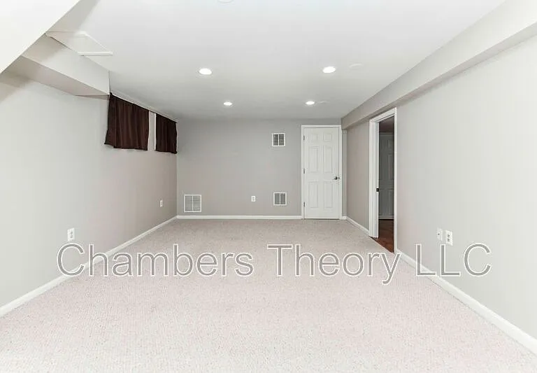 9205 Hamilton Dr — Photo 29