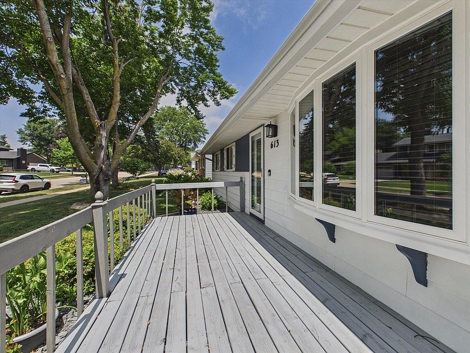 1st image of 613 Whitehall Dr