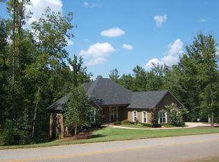 404 River Overlook, Forsyth, GA 31029